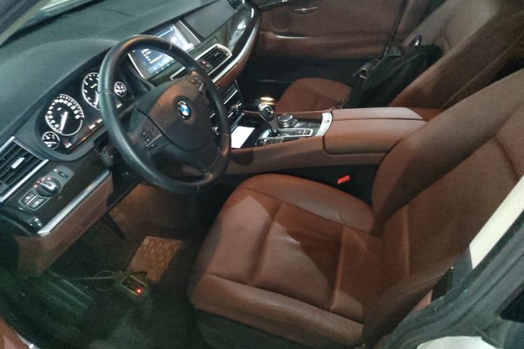 Used BMW 5 Series GT 2015 528i Leading Model Left Front Seat