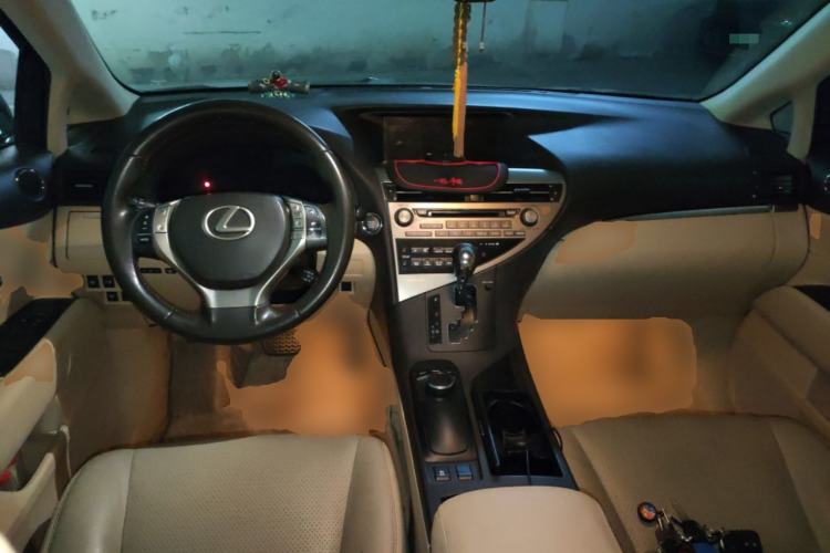 Used Lexus RX Classic 2012 270 Elegant Edition
