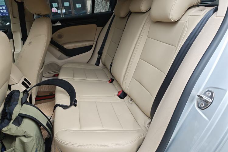 Used Volkswagen Golf 2010 1.6 Automatic Comfort Edition Left Rear Seat