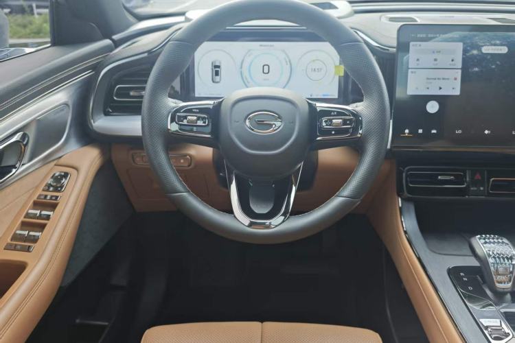 Used GAC Trumpchi ES9 2024 PHEV with 143 km Max
