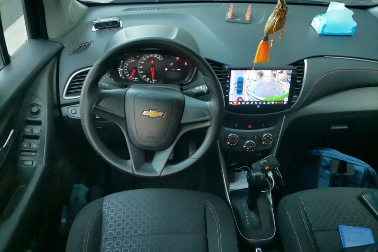 Used Chevrolet Trax 2018 330T Automatic Two-Wheel Drive Elite Model Steering Wheel