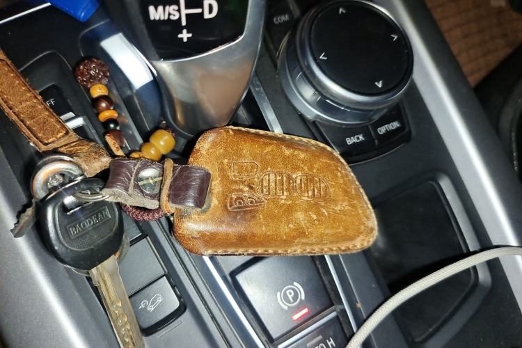 Used BMW X5  Interior 1