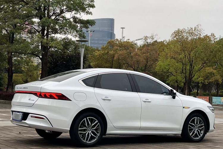 Used BYD Qin PLUS 2024 Honor Edition EV 420KM Leading Model