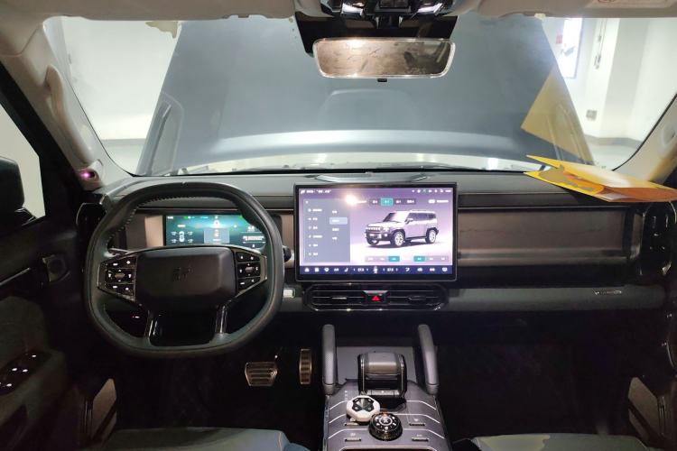 Used JETOUR Traveler 2023 2.0T All-Wheel-Drive CrossPRO Center Console