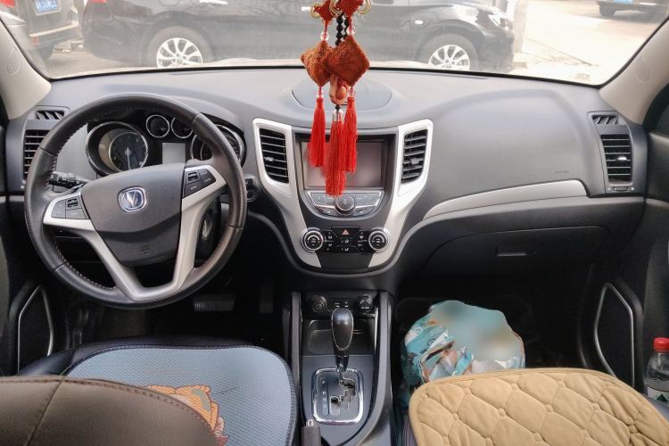 Used Changan CS35 2016 1.6L Automatic Luxury Model China V Standard