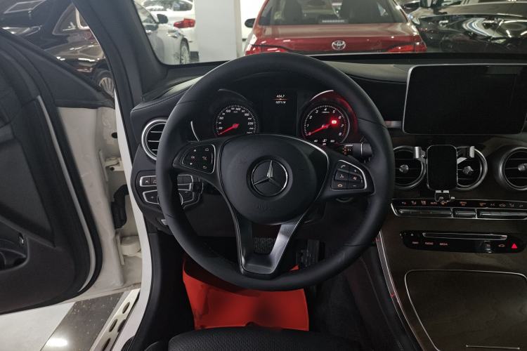 Used Mercedes-Benz GLC 2018 GLC 300 4MATIC Sport Edition
