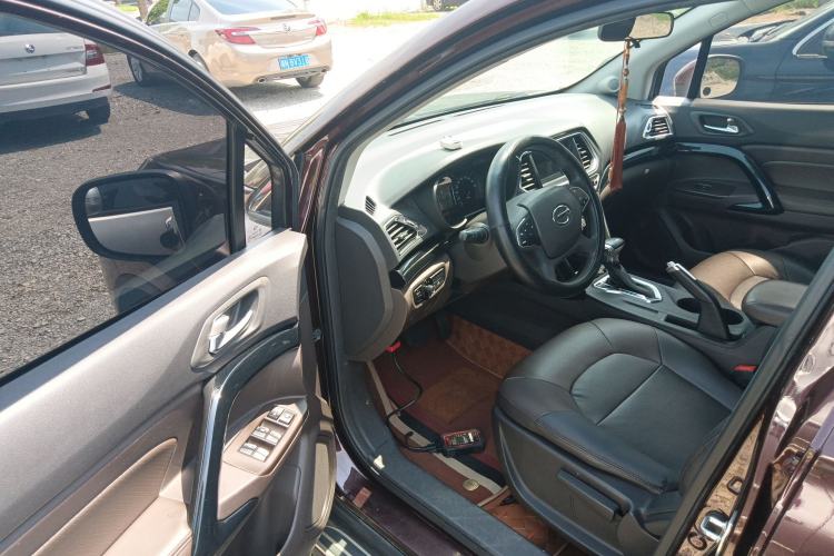 Used GAC Trumpchi GS4 2017 200T G-DCT Two-Wheel Drive Elite Edition
