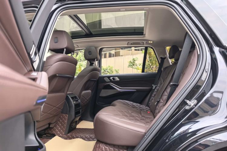 Used BMW X5 2022 xDrive 30Li Luxury M Sport Package