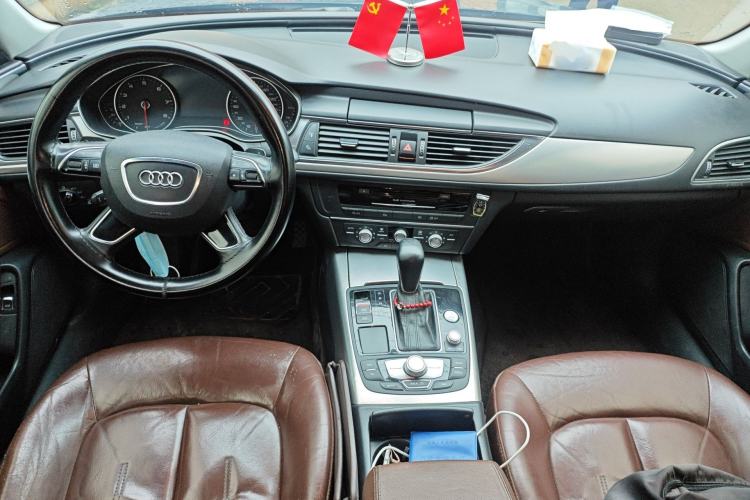 Used Audi A6L 2018 30th Anniversary Edition TFSI Trendy Model Center Console