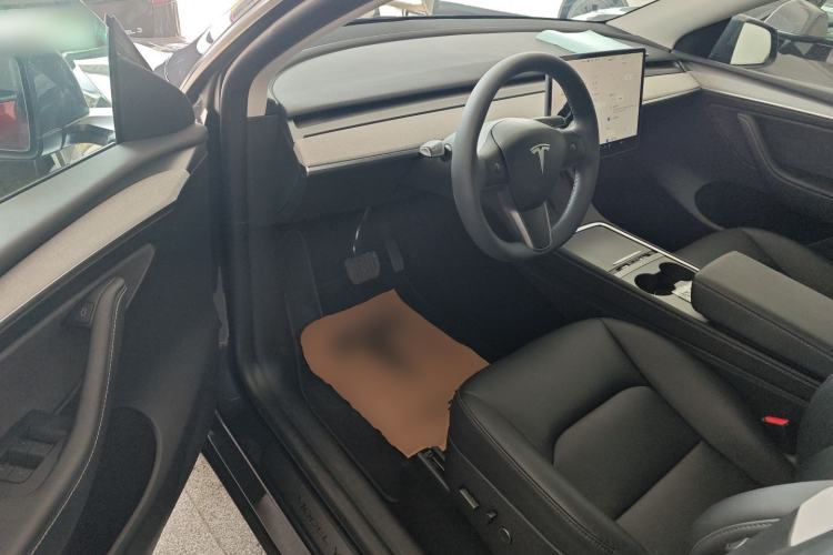 Used Tesla Model Y 2024 Rear-Wheel-Drive Version