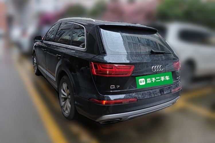 Used Audi Q7 2018 45 TFSI Technology Edition Rear Left 45 Deg