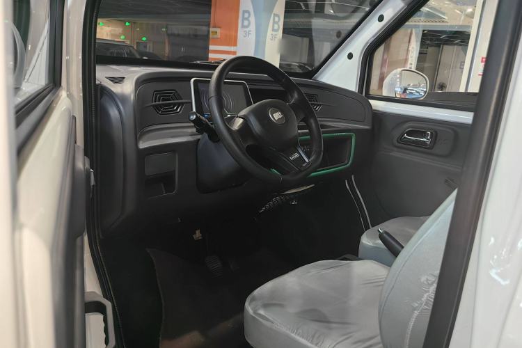 Used Chengshi 01 2023 Light Edition 1.5kW Charging Single-Row Closed-Body 2-Seater Cargo Van