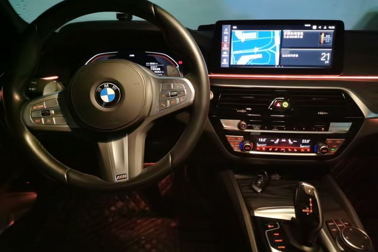 Used BMW 5 Series 2023 Restyled 530Li Luxury Edition M Sport Package