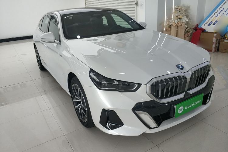 Used BMW i5 2025 eDrive 40L M Sport Package Exterior 1