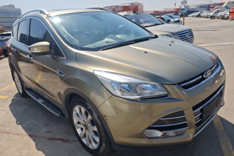 Used Ford Kuga 2015 1.5L GTDi Two-Wheel Drive Fashion Edition Front Right 45 Deg