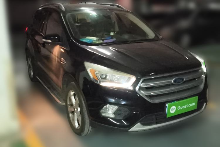 Used Ford Kuga 2018 EcoBoost 180 Two-Wheel-Drive Platinum Edition
