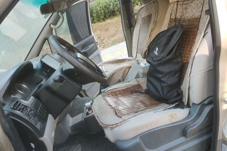 Used FORTHING Lingzhi 2017 Restyled M3L 1.6L 7-Seater Comfort Version