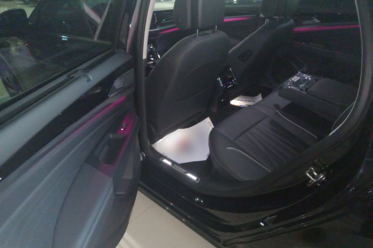 Used Volkswagen Passat 2023 Facelift 330TSI Luxury Edition
