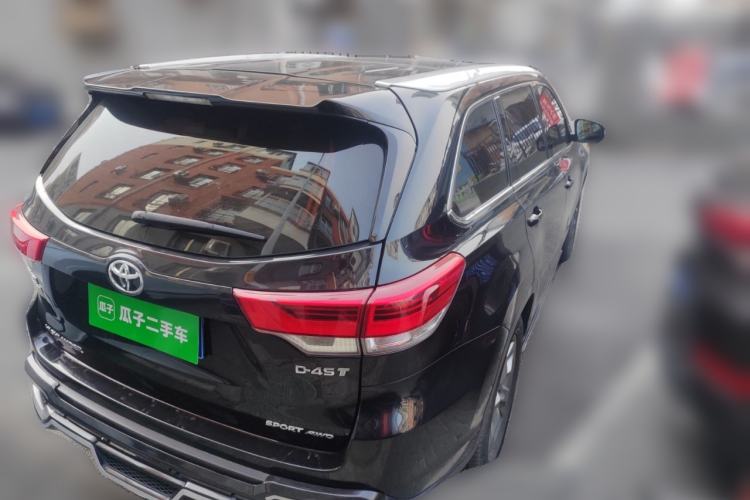 Used Toyota Highlander 2018 2.0T Four-Wheel Drive Luxury Edition 7 Seats China V Emission Standard
