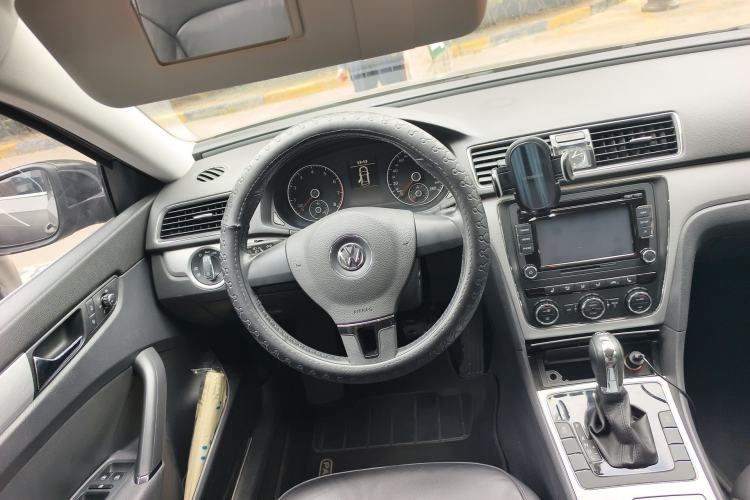 Used Volkswagen Passat 2014 1.8TSI DSG 30th Anniversary Edition