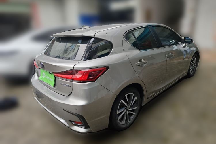 Used Lexus CT 2017 CT200h Elite Edition Monotone China VI
