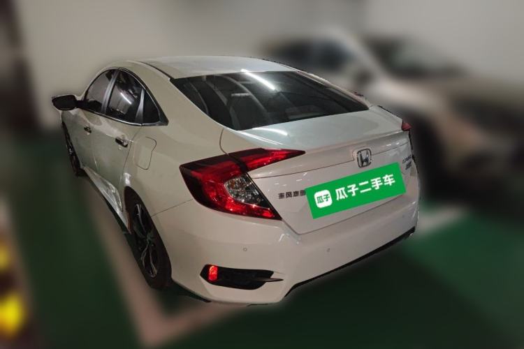 Used Honda Civic 2016 220TURBO CVT Prestige Edition
