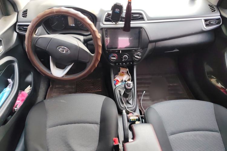 Used Hyundai Verna (older generation) 2017 1.4L Manual Huancai Edition China V Standard