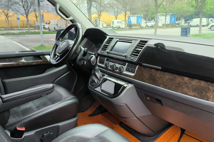 Used Volkswagen Multivan 2018 2.0 TSI Two-Wheel-Drive Luxury Edition 7 Seats
