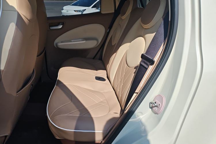 Used Wuling Hongguang MINIEV 2025 Four-Door Version Advanced Edition Left Rear Seat