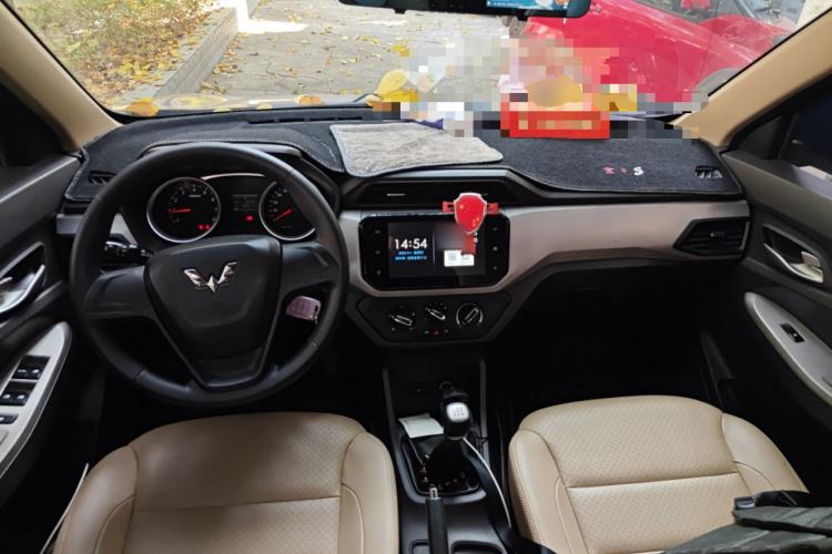 Used Wuling Hongguang 2018 1.5L S Comfort Model L2B