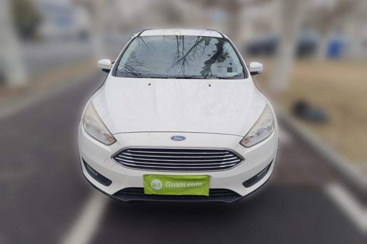 Used Ford Focus 2015 Sedan 1.6L Manual Comfort Model
