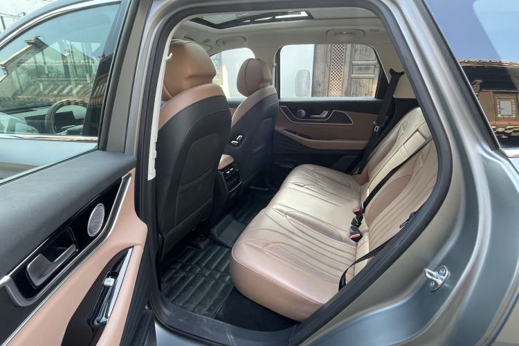 Used Chery Tiggo 8 L 2024 2.0T Two-Wheel Drive Prestige Version 5 Seats
