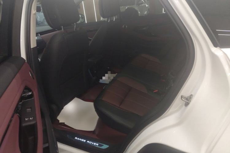 Used Land Rover Range Evoque 2024 Aurora L 249 PS Prestige Light-Chasing Edition
