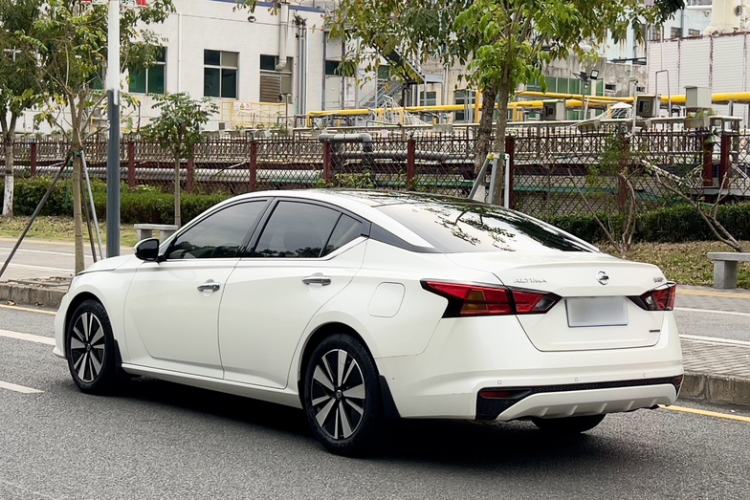 Used Nissan Teana 2021 2.0L XL Comfort Edition Exterior 6