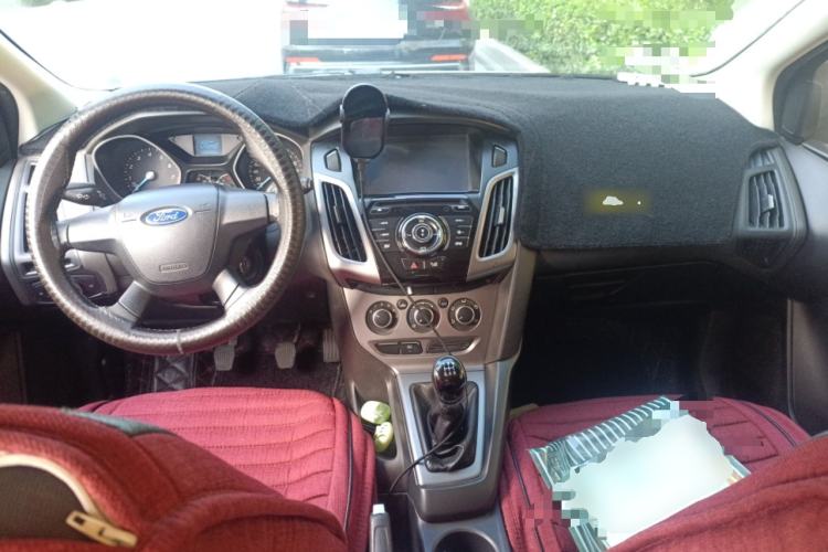 Used Ford Focus 2012 Hatchback 1.6L Manual Comfort Model
