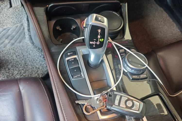 Used BMW 5 Series 2014 525Li Luxury Design Package