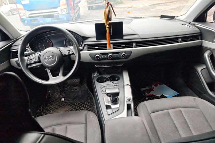 Used Audi A4L 2019 40 TFSI Ambition China VI