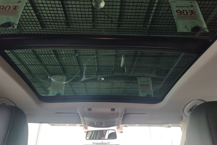 Used Volkswagen T-ROC 2019 280TSI DSG Two-Wheel Drive Advanced Version China VI Standard Headliner