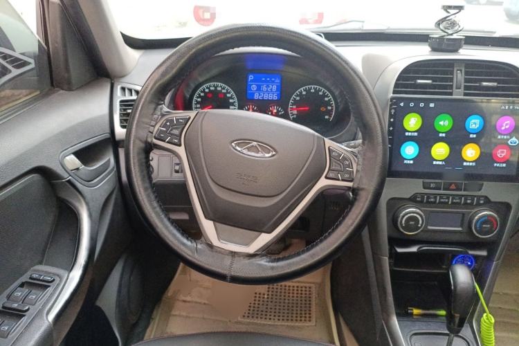 Used Chery Tiggo 3 2015 1.6L CVT ZhiShang Sport Edition
