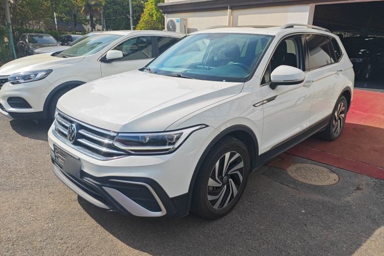 Used Volkswagen Tiguan L 2023 330TSI Automatic Two-Wheel Drive Smart Edition