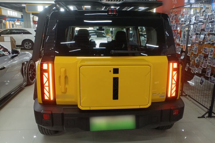 Used iCAR 03 2024 501km Two-Wheel Drive Long-Range Version Rear