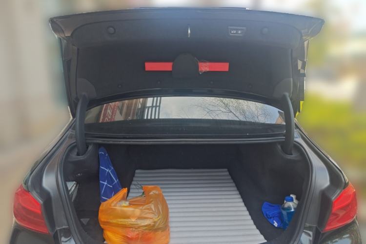 Used BMW 5 Series 2018 Facelifted 530Li Luxury Edition Premium Package Trunk