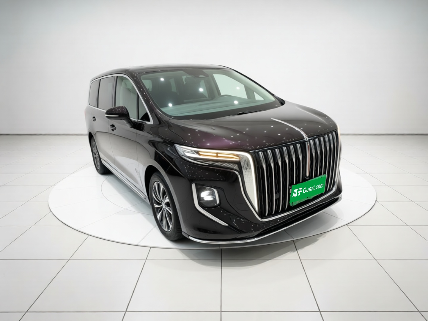 Hongqi HQ9 PHEV 2024 2.0T Four-Wheel Drive Luxury Edition — снимка 3
