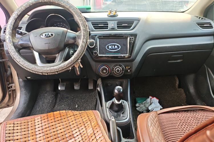 Used Kia K2 2012 Sedan 1.4L MT GLS Commemorative Edition
