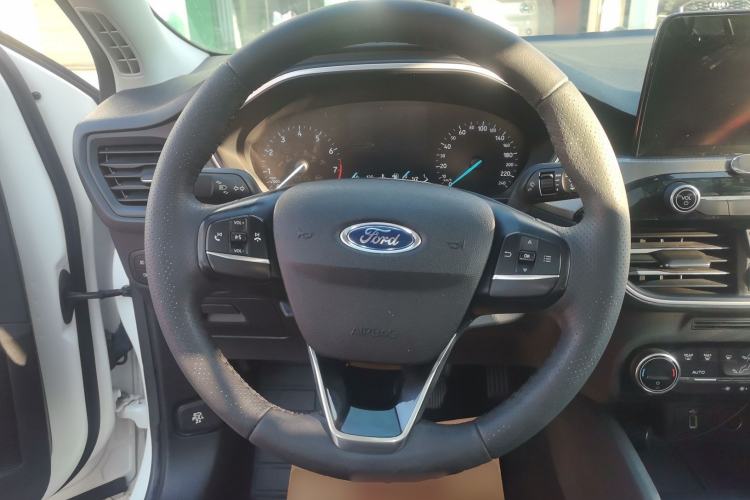 Used Ford Focus 2019 Sedan EcoBoost 125 Automatic Trendy Model China V Standard
