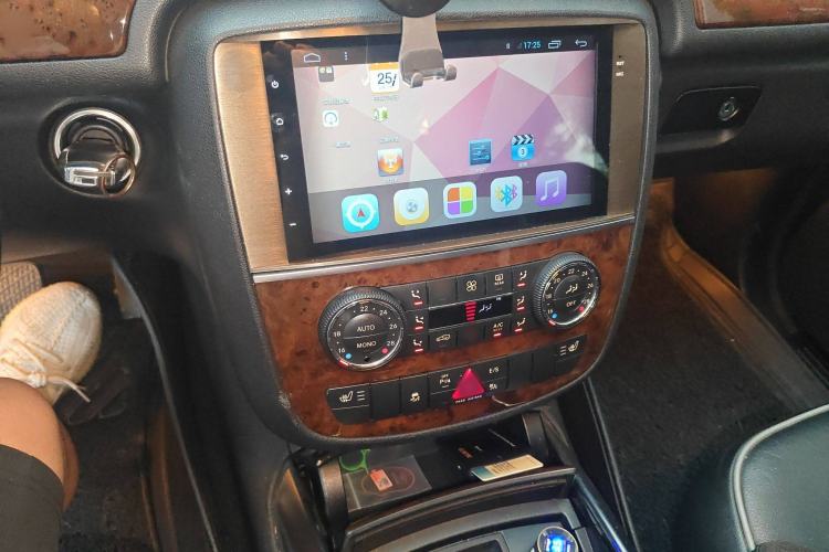 Used Mercedes-Benz R-Class 2010 R 300 L Luxury Model