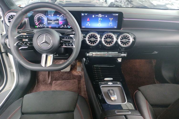 Used Mercedes-Benz A-Class 2024 Updated A 200 L Fashion Version Center Console