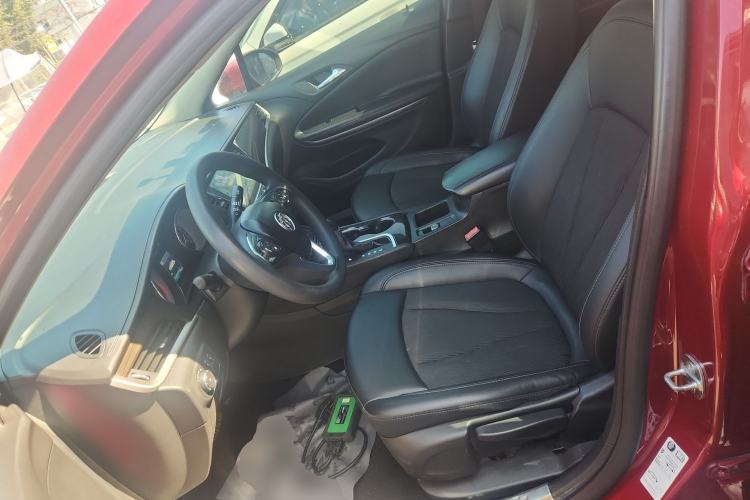 Used Buick Verano 2019 Sedan 20T Dual-Clutch Leading Model Left Front Seat