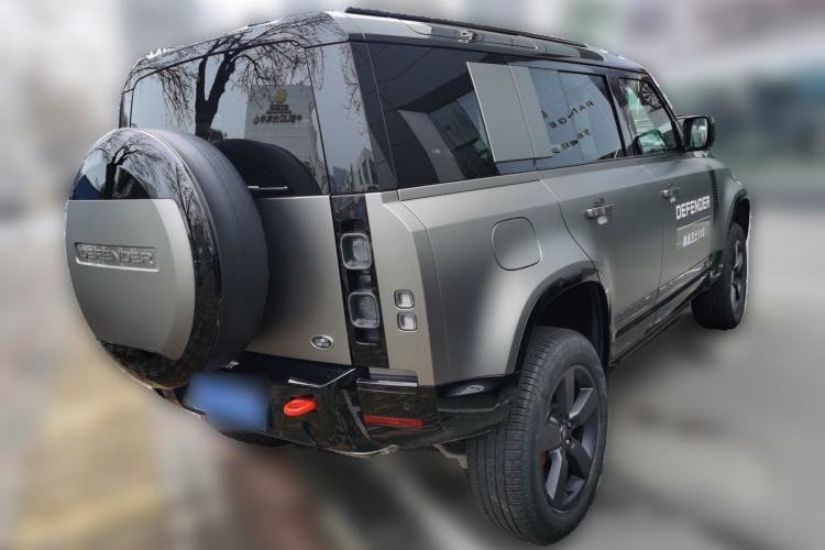 Used Land Rover Defender 2025 110 3.0T P400 X Rear Right 45 Deg