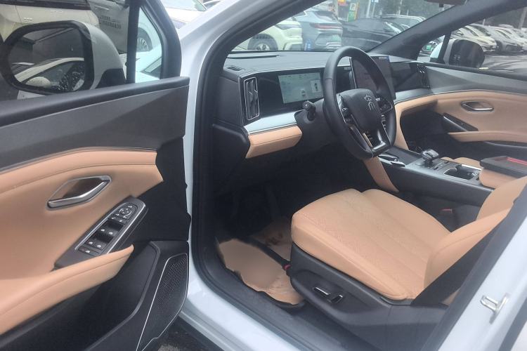 Used BYD Song L DM-i 2024 112 km Leading Edition